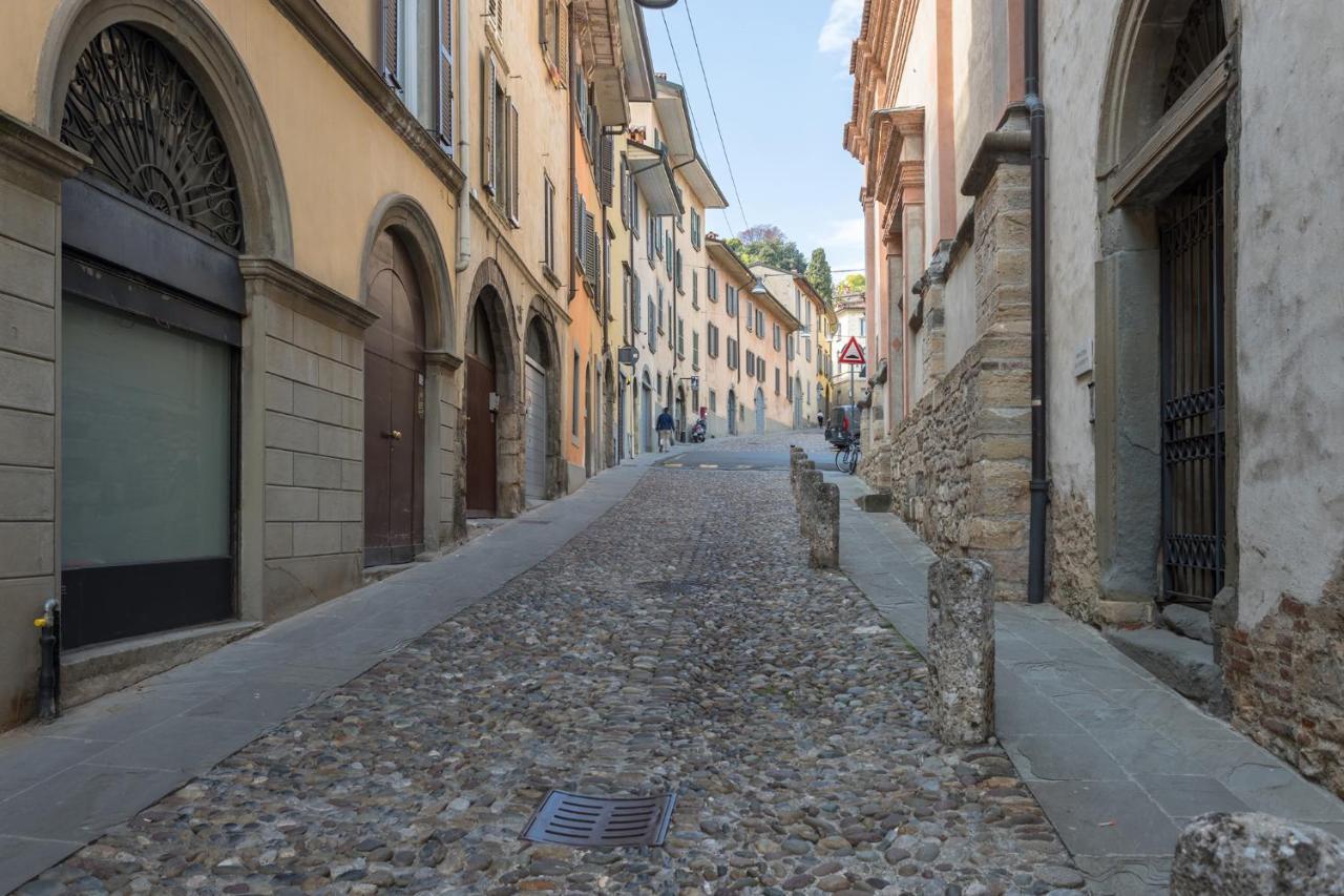 Alessandro82 - Immobili E Soluzioni Rent Bergamo Ngoại thất bức ảnh